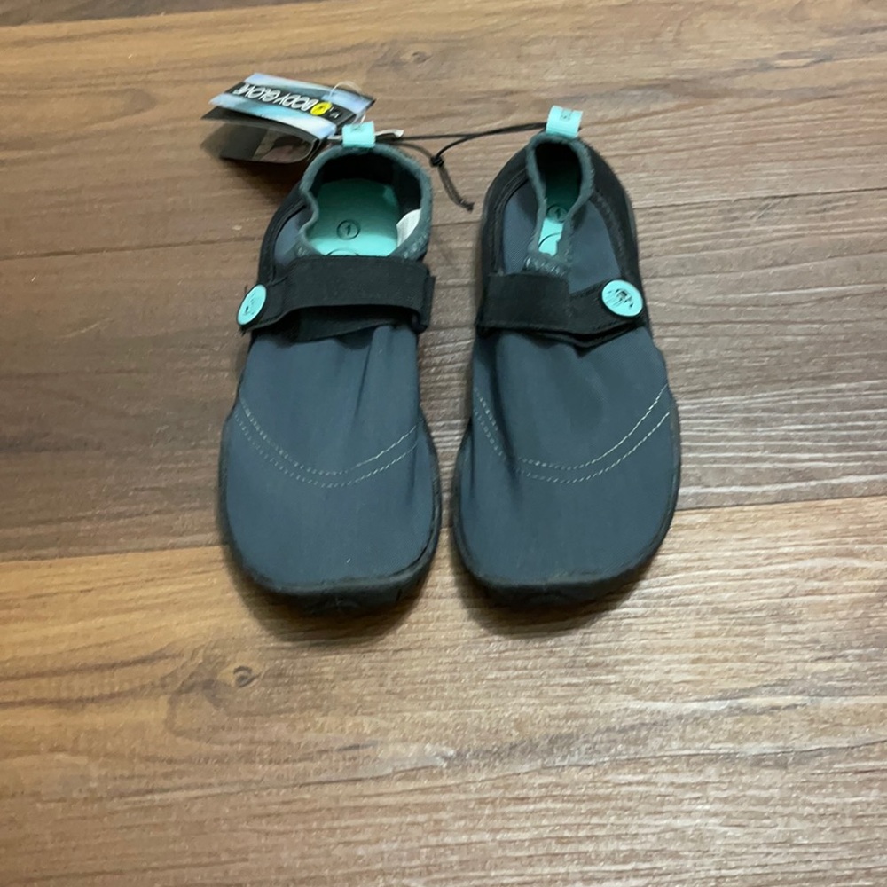 Kids water shoes